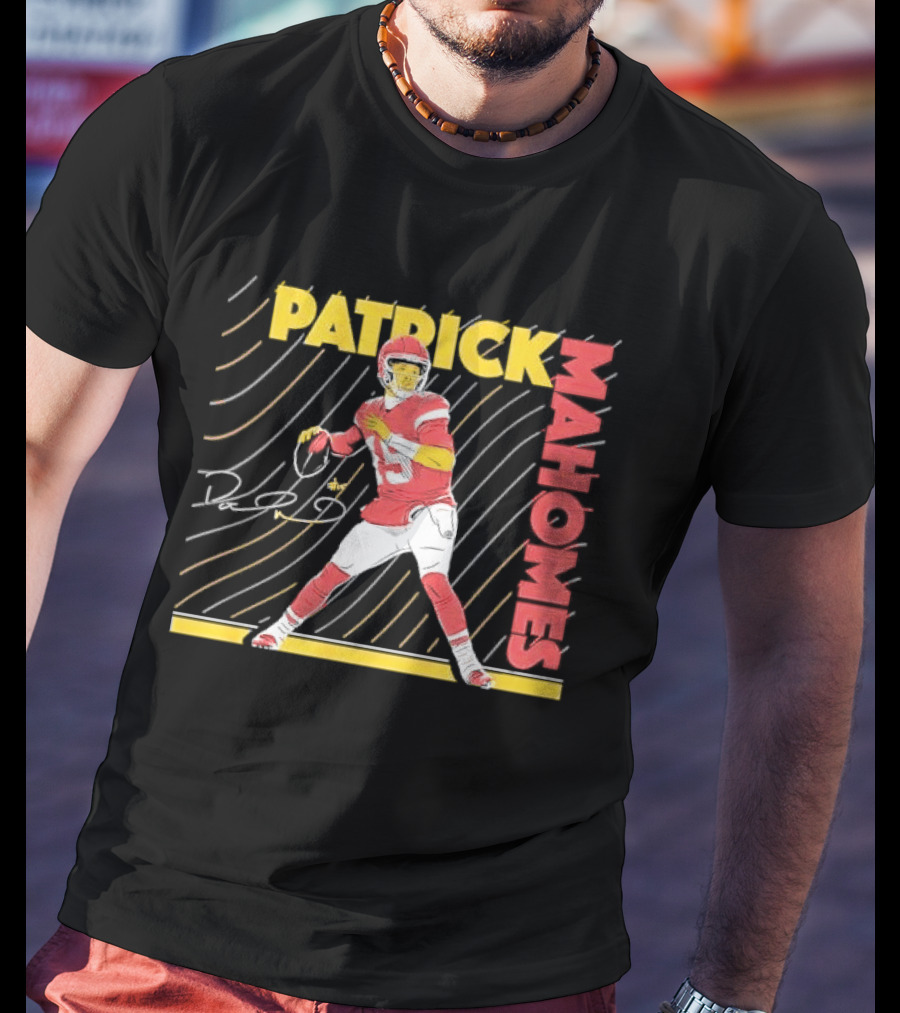 Patrick Mahomes Football Quarterback Signature Wavy Line T-Shirt