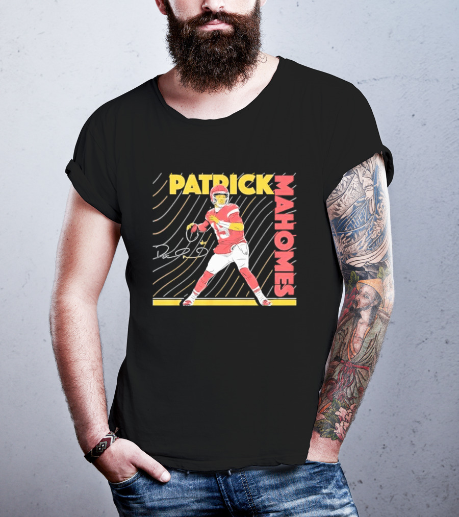 Patrick Mahomes Football Quarterback Signature Wavy Line T-Shirt