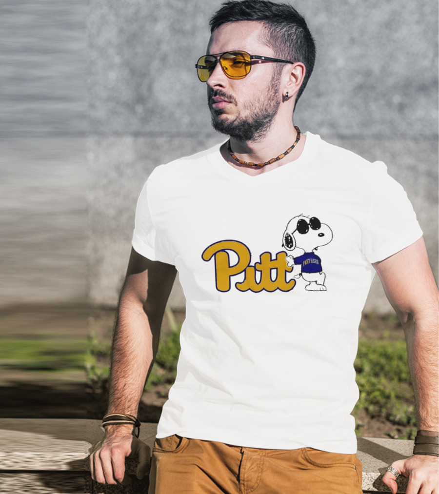 Pittsburgh Panthers NCAA Pitt Snoopy Sunglasses Cartoon T-Shirt