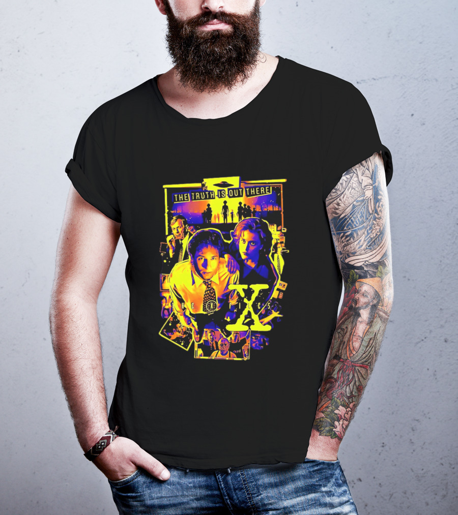 The Truth Is Out There The X Files Mulder Scully 90s TV Series T-Shirt