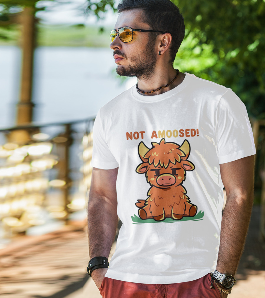Not Amoosed Cute Grumpy Highland Cow Pun T-Shirt