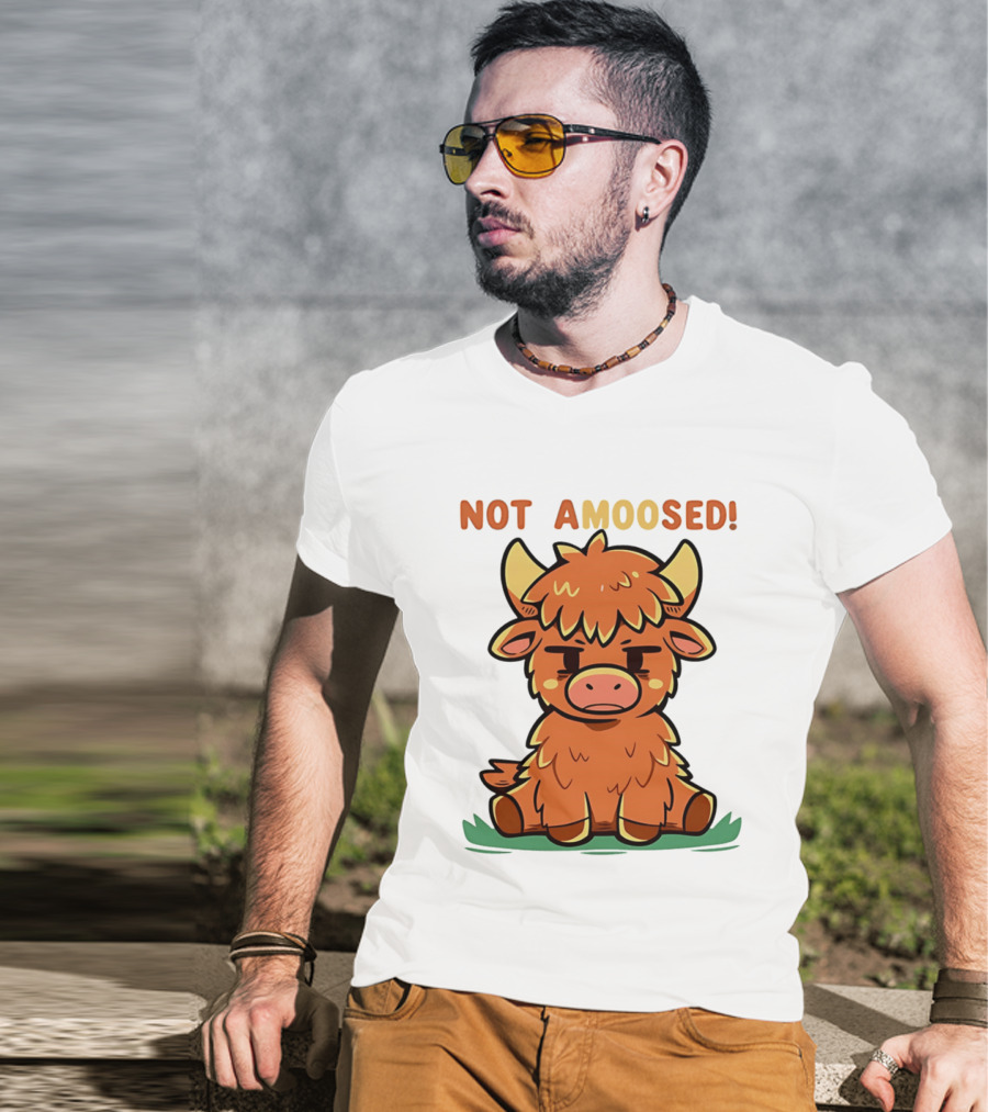 Not Amoosed Cute Grumpy Highland Cow Pun T-Shirt