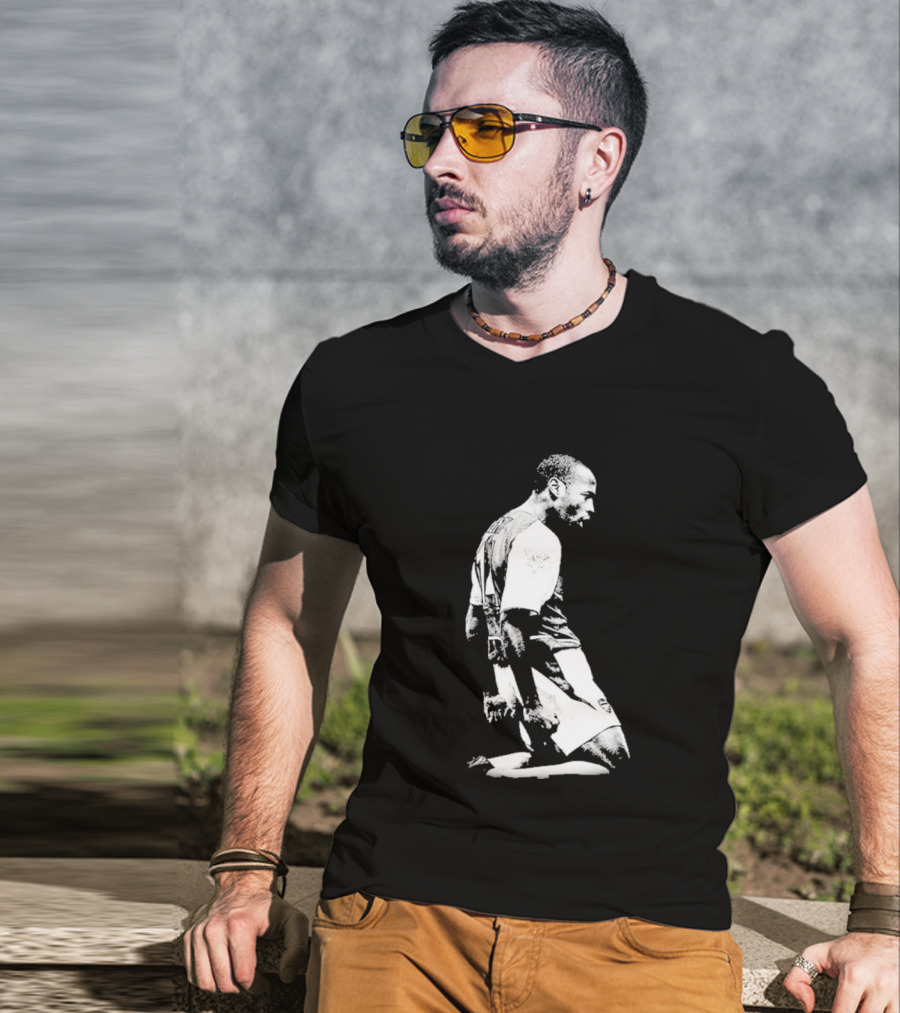 Lindsey Heaps Thierry Henry Football Soccer Arsenal T-Shirt