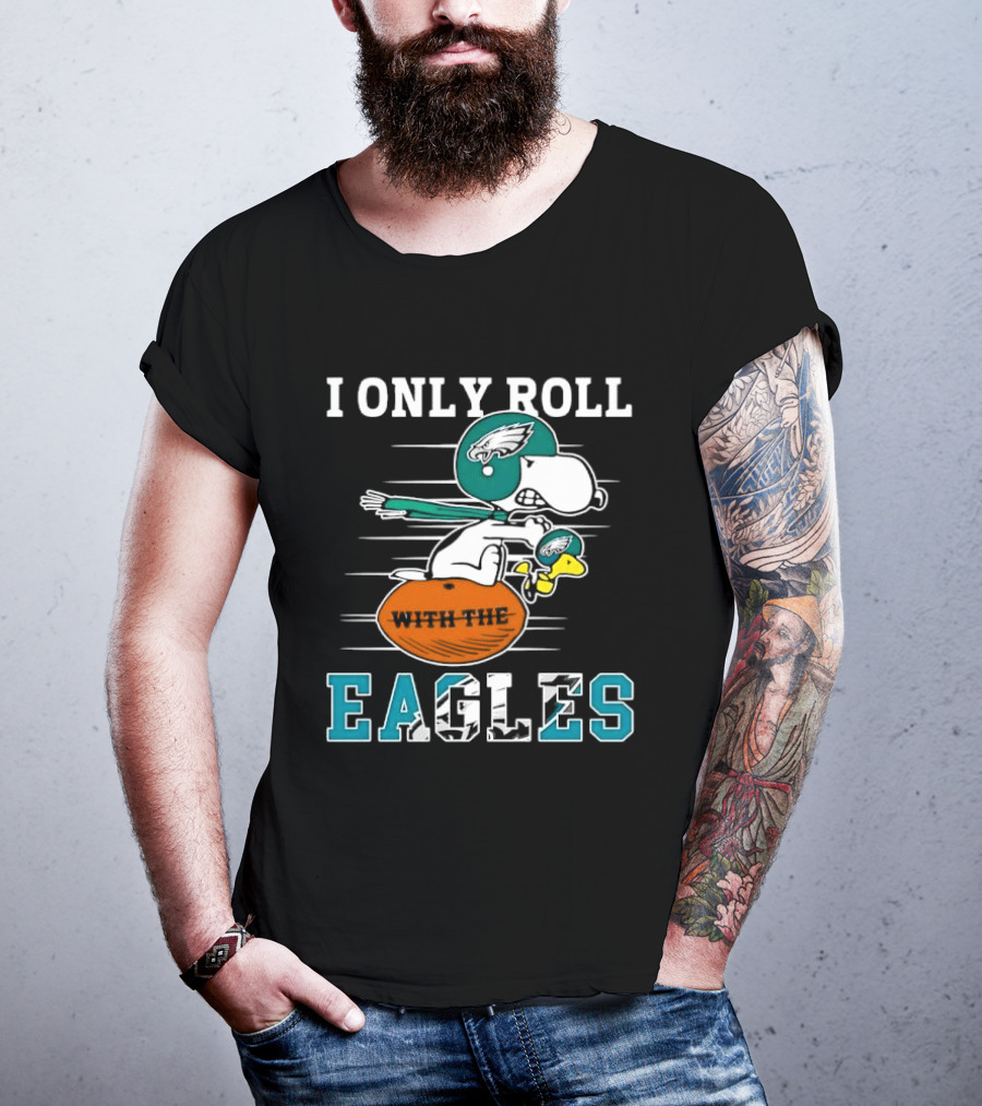 Philadelphia Eagles I Only Roll With The Eagles Cartoon Dog Helmet Football T-Shirt
