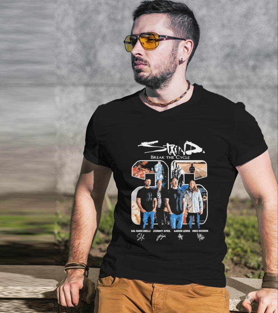 Staind Break The Cycle 23 Sal Giancarelli Johnny April Aaron Lewis Mike Mushok Signatures Rock Band T-Shirt