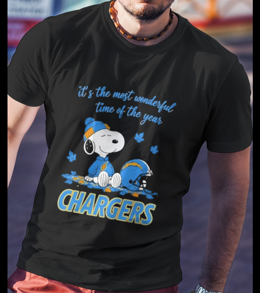 It's The Most Wonderful Time Of The Year Los Angeles Chargers Snoopy Sitting Helmet Falling Leaves T-Shirt