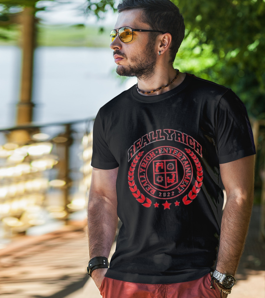Reallyrich Entertainment 2022 Laurel Wreath Red Crest Shield And Stars T-Shirt