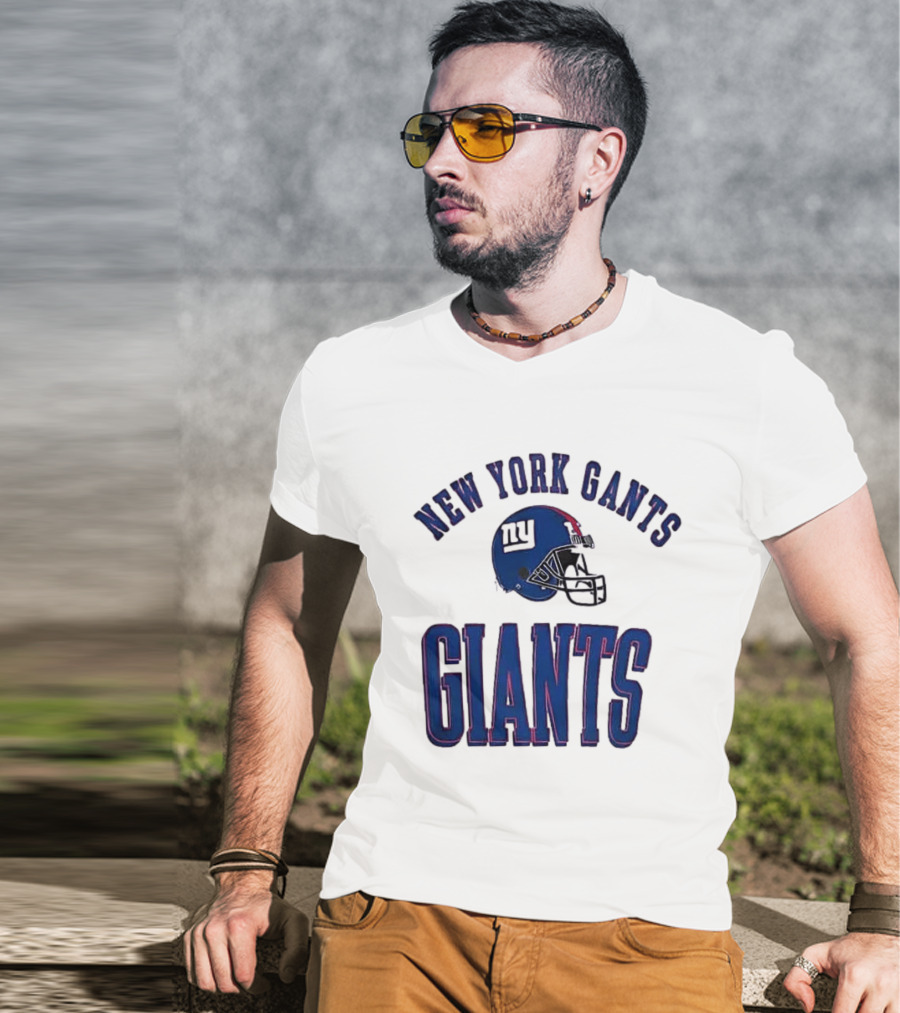 New York Giants Helmet Everyone Es Women's Sports T-Shirt