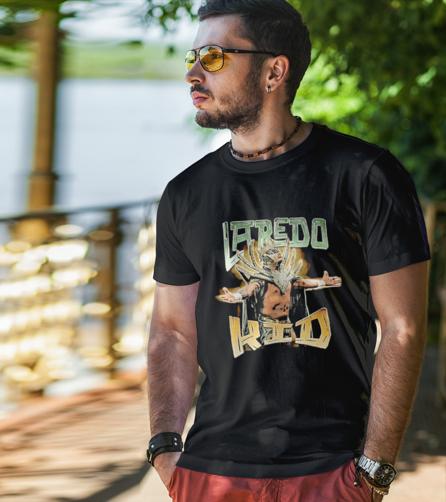 Laredo Kid Masked Luchador Arms Outstretched Distressed Luchador Champion T-Shirt