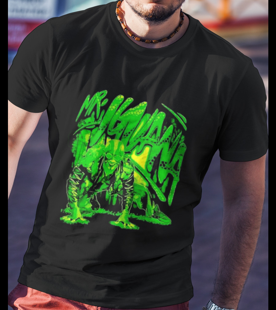 Mr Iguana Crouching Mexican Luchador Green Lizard Scale Graffiti T-Shirt