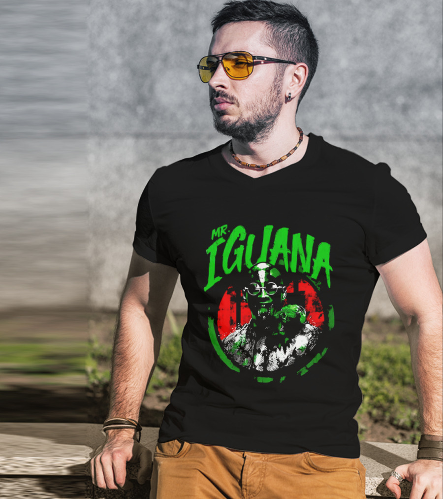 Mr Iguana Man Round Sunglasses Lizard Red Distressed Bootleg T-Shirt