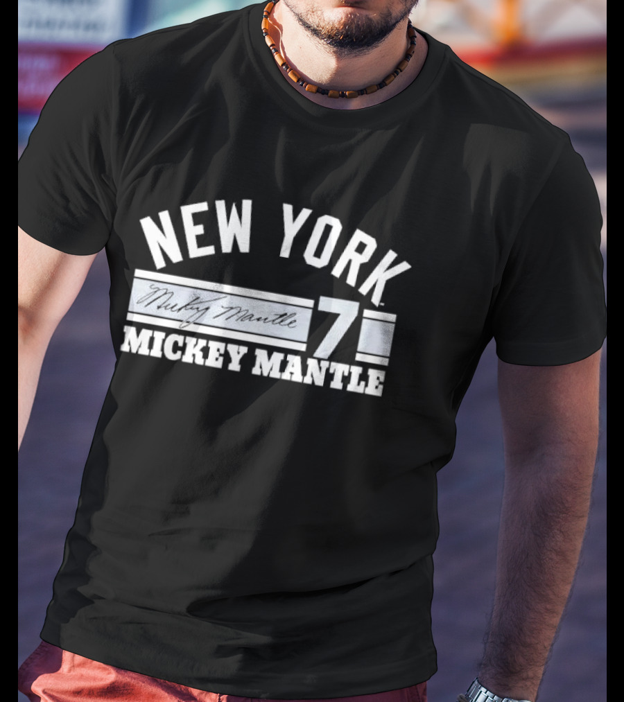 New York Mickey Mantle Distressed Number 7 Retro Sports T-Shirt