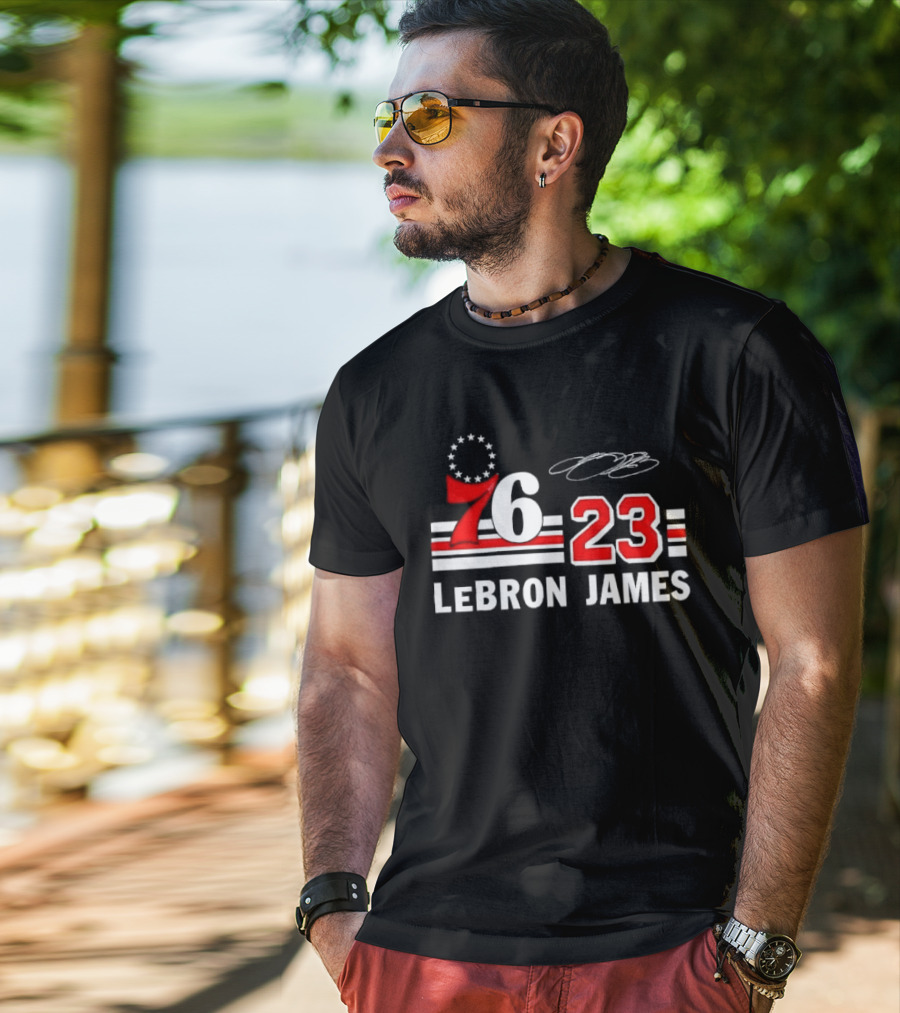 Philadelphia 76 23 Lebron James Red White Stripes Distressed T-Shirt