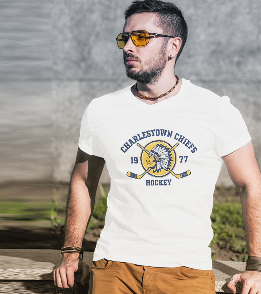 Charlestown Chiefs 1977 Hockey Team Logo With Vintage Native American Head And Crossed Hockey Sticks T-Shirt