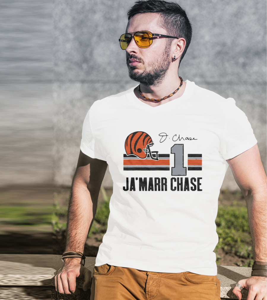 Cincinnati Bengals Ja'Marr Chase Helmet 1 J Signature Stripes Wood Texture T-Shirt