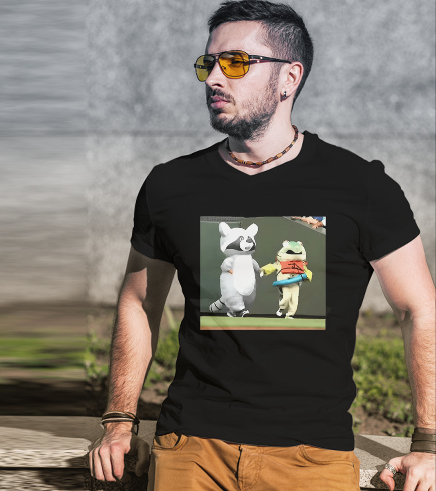 Seattle Mariners Mascots Jimothy Vs Humpy Salmon Running Event T-Shirt