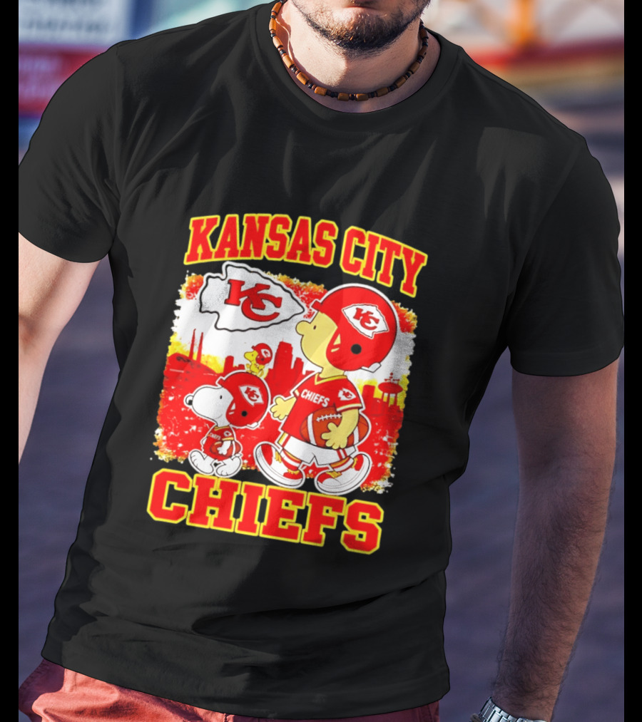 Kansas City Chiefs Snoopy Woodstock Skyline Football 2026 T-Shirt