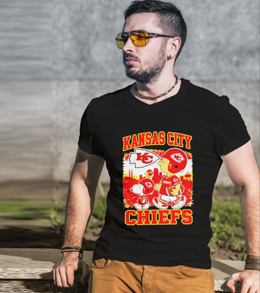 Kansas City Chiefs Snoopy Woodstock Skyline Football 2026 T-Shirt