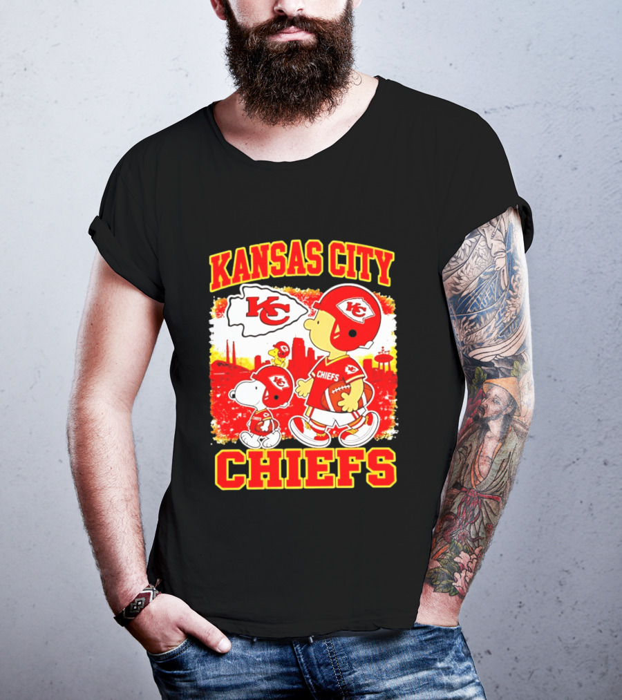 Kansas City Chiefs Snoopy Woodstock Skyline Football 2026 T-Shirt