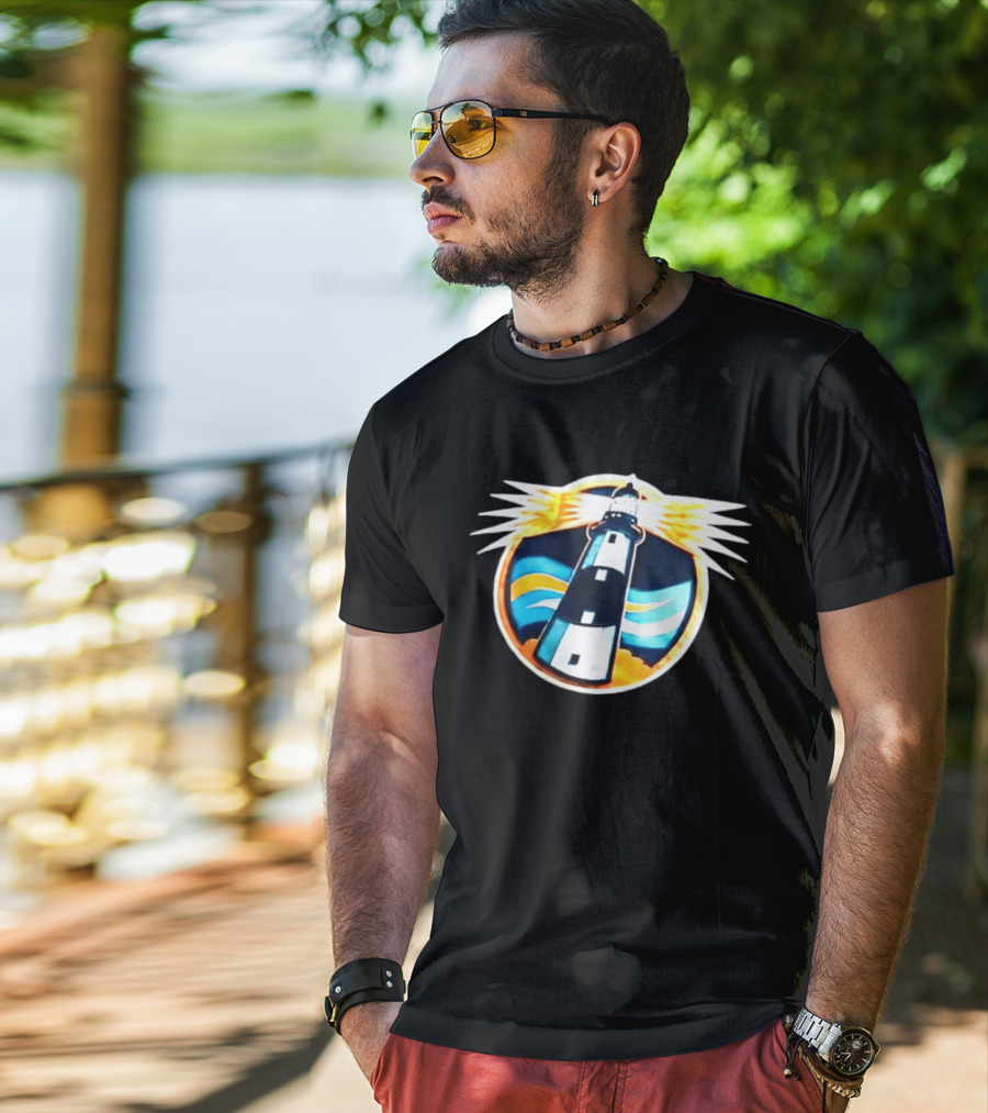 New York Islanders Navy Lighthouse буккаịt Sports Realistic Team Concept T-Shirt