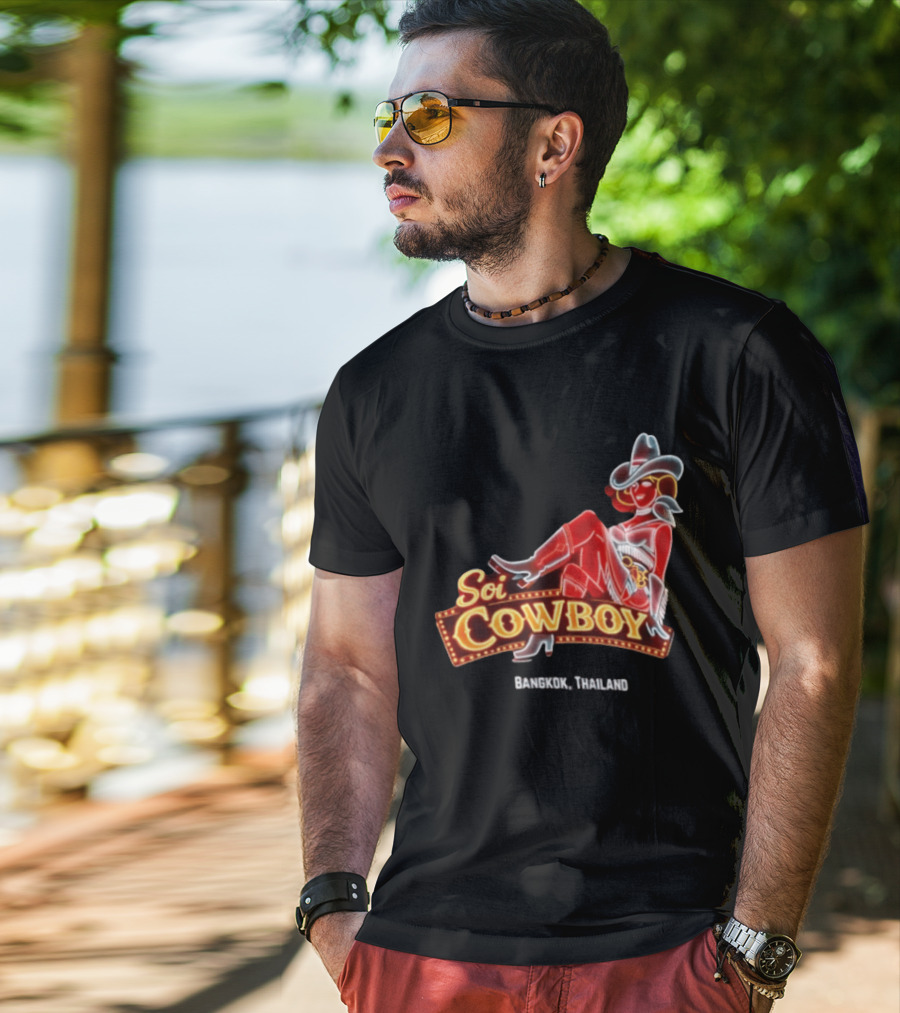 Soi Cowboy Bangkok Thailand Cowgirl Neon Sign T-Shirt