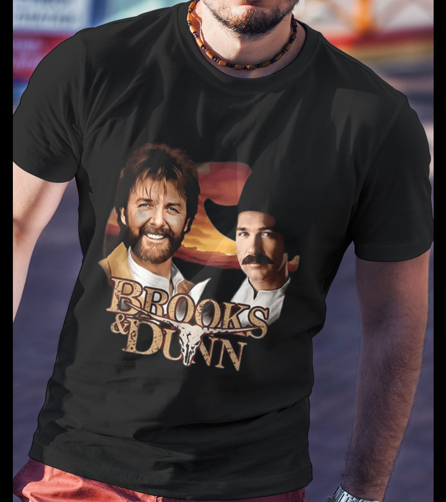 Brooks And Dunn Von Miller Dallas Cowboys Sunset T-Shirt