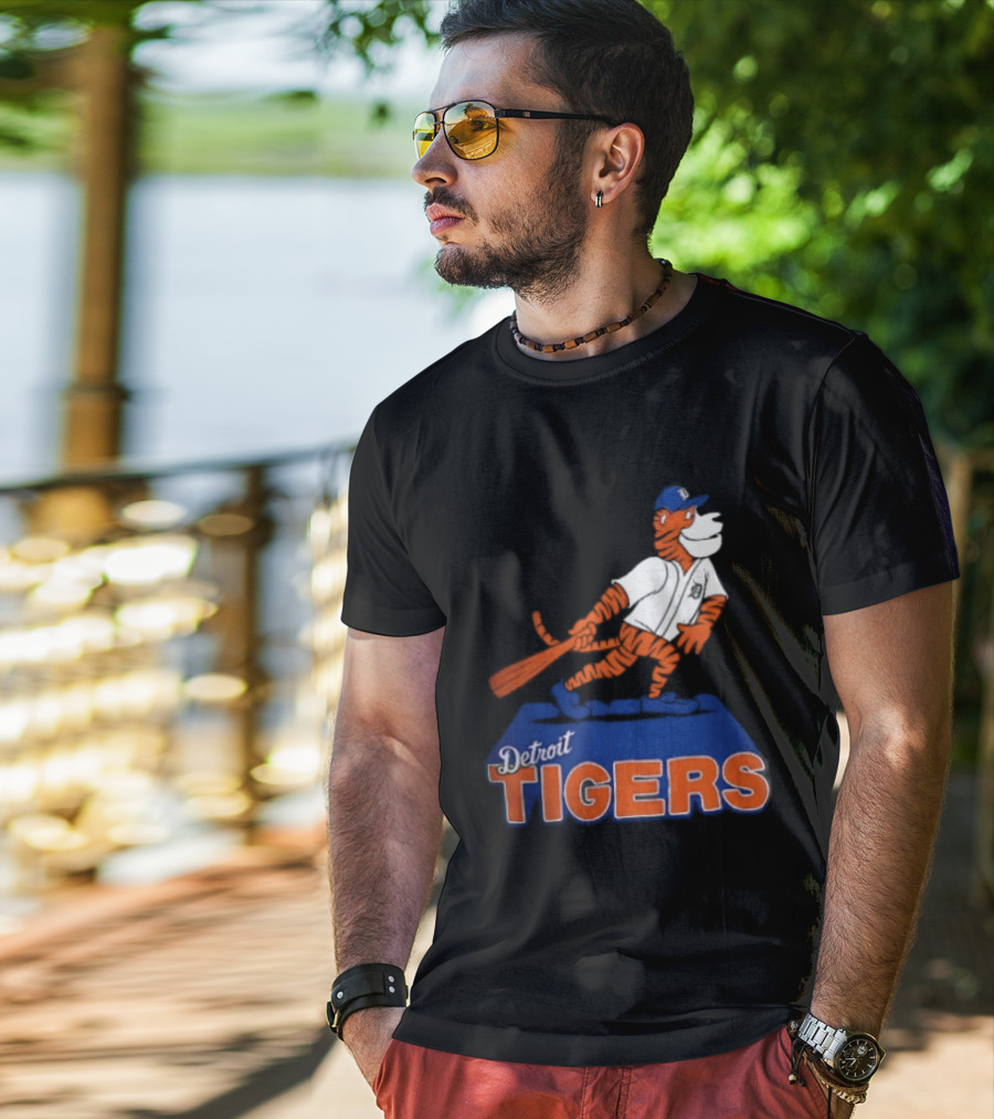Detroit Tigers MLB Cartoon Player Swinging Bat T-Shirt