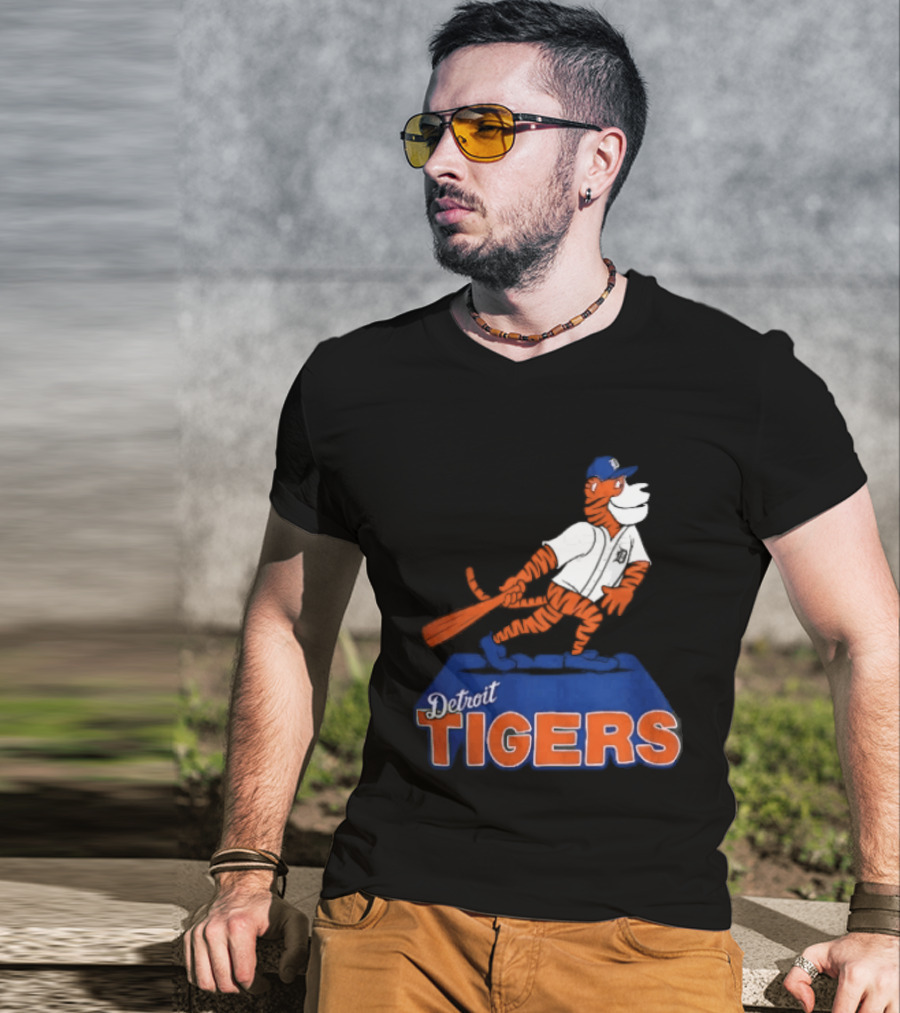 Detroit Tigers MLB Cartoon Player Swinging Bat T-Shirt