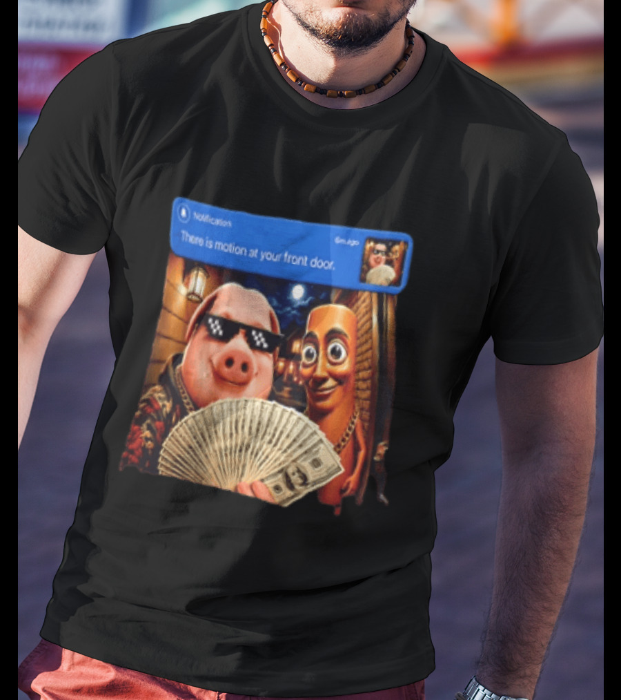 Notification Meme Pig And Wooden Man With Money Motion Alert T-Shirt