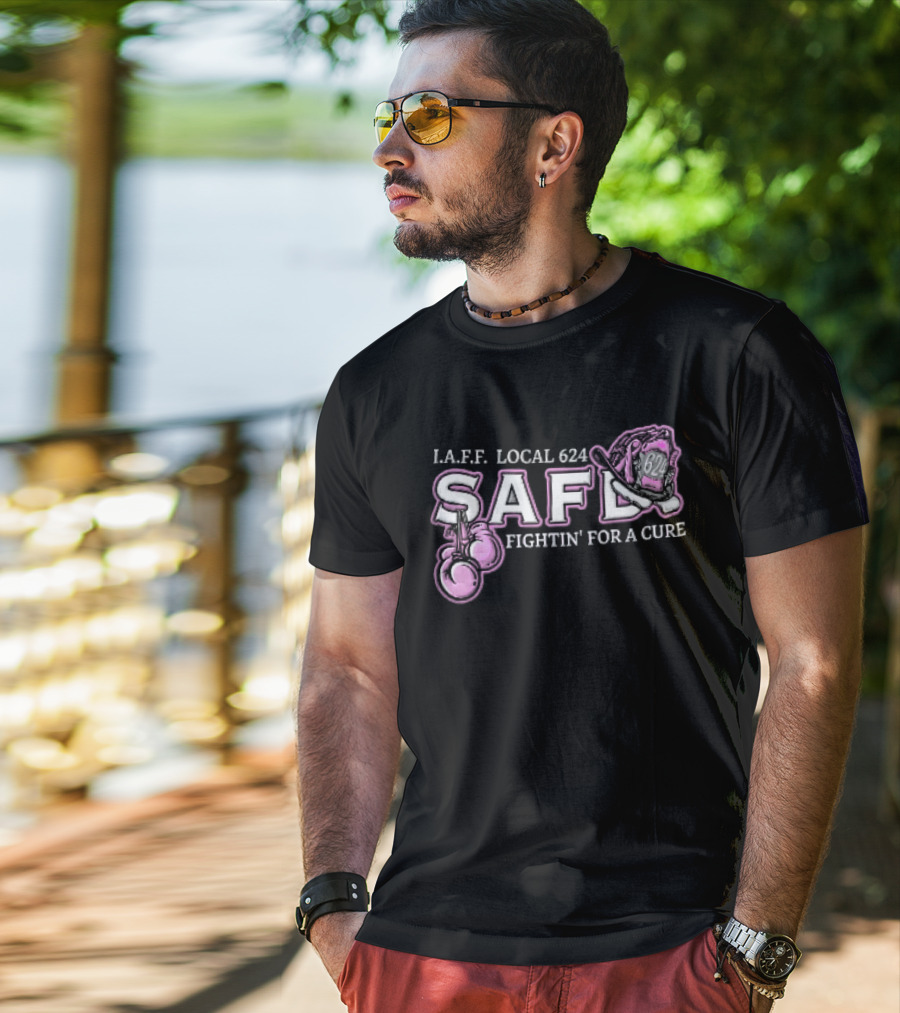 IAFF Local 624 SAFD Fightin' For A Cure Pink Boxing Gloves Firefighter Helmet T-Shirt