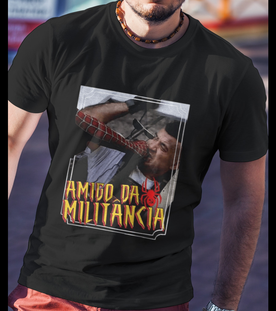 Amigo Da Militância Spider Man Punching T-Shirt