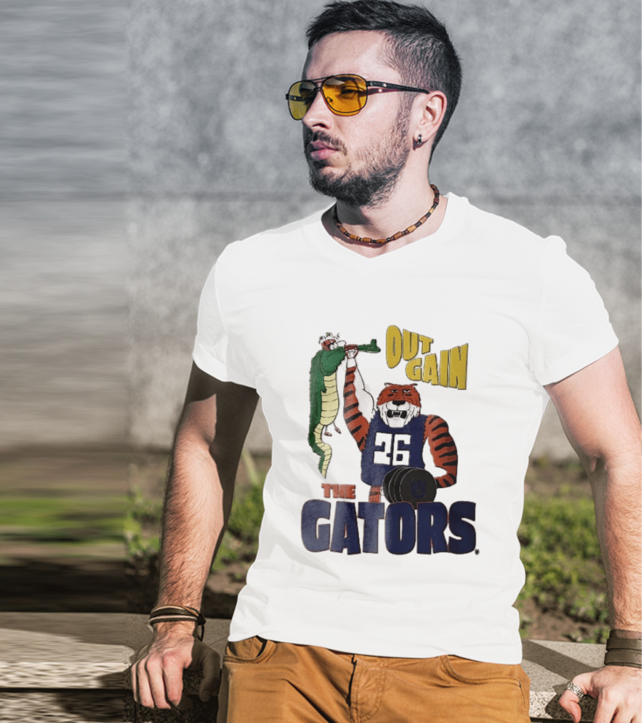 Auburn Tigers Out Gain The Gators Cartoon Weightlifting Alligator NCAA T-Shirt