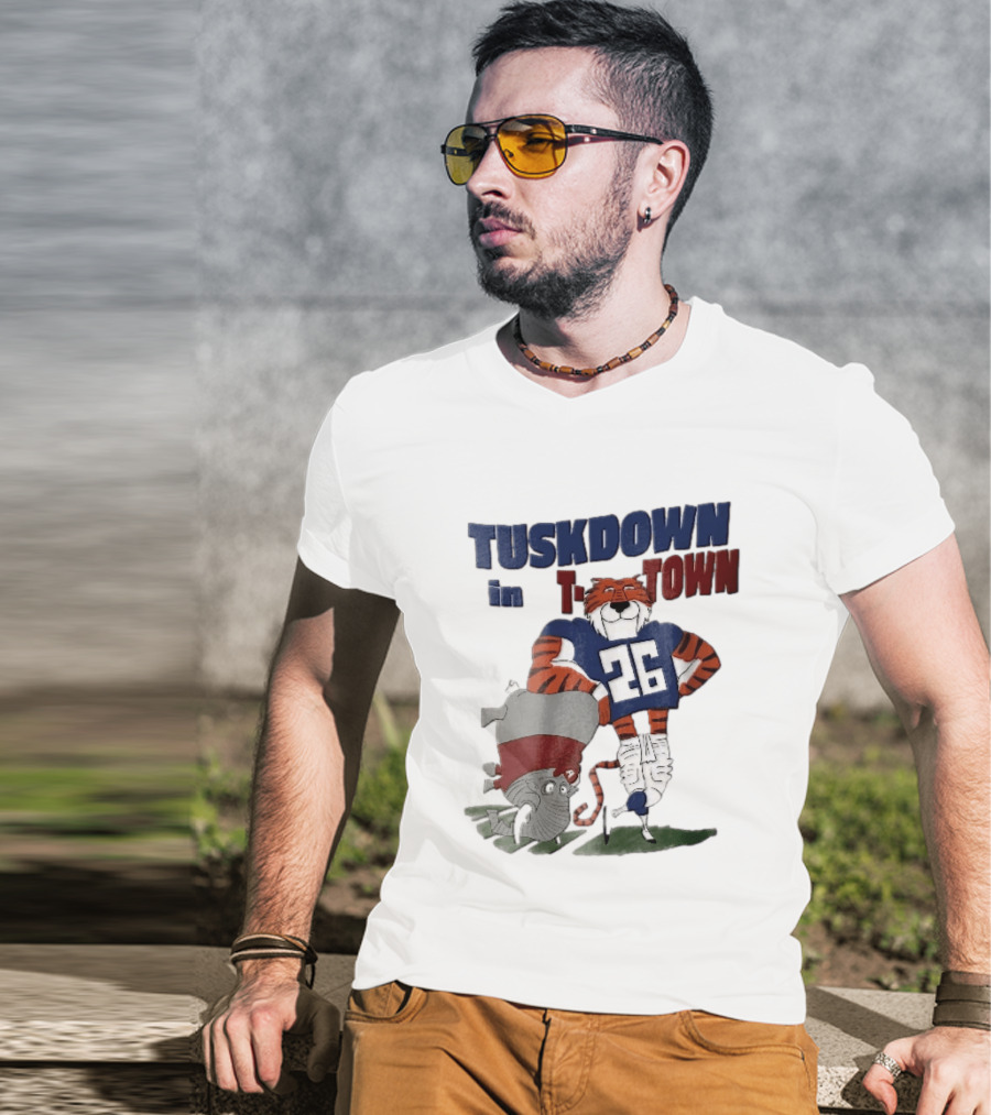 Tuskdown In Town Auburn Tigers NCAA Cartoon Elephant T-Shirt