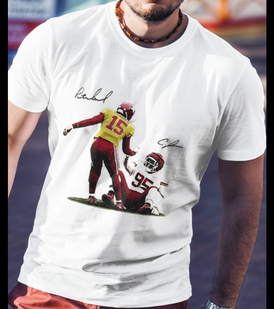 Kansas City Chiefs Mahomes 15 Jones 95 Football Player Signatures T-Shirt