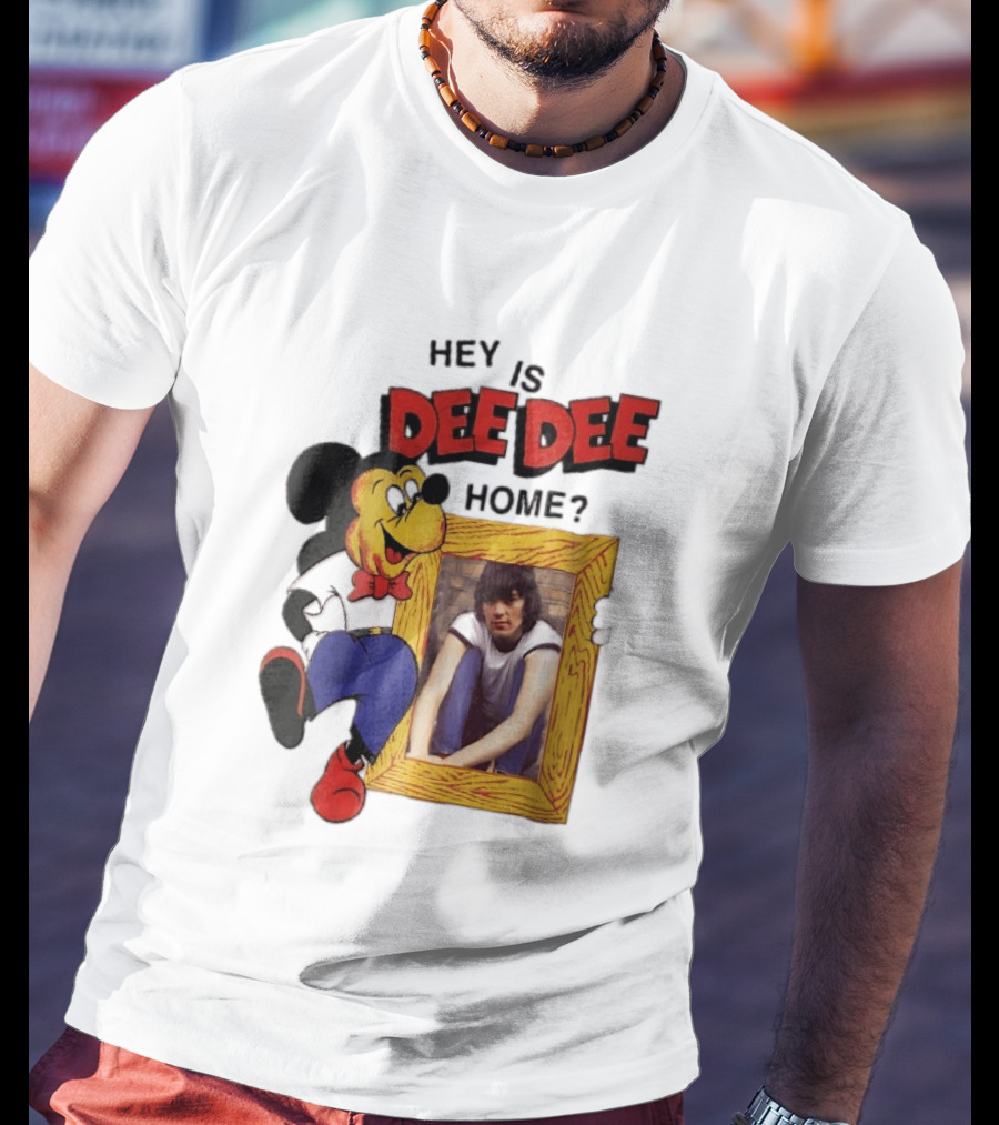 Hey Is Dee Dee Home Cartoon Mickey Mouse Holding Framed Photo T-Shirt