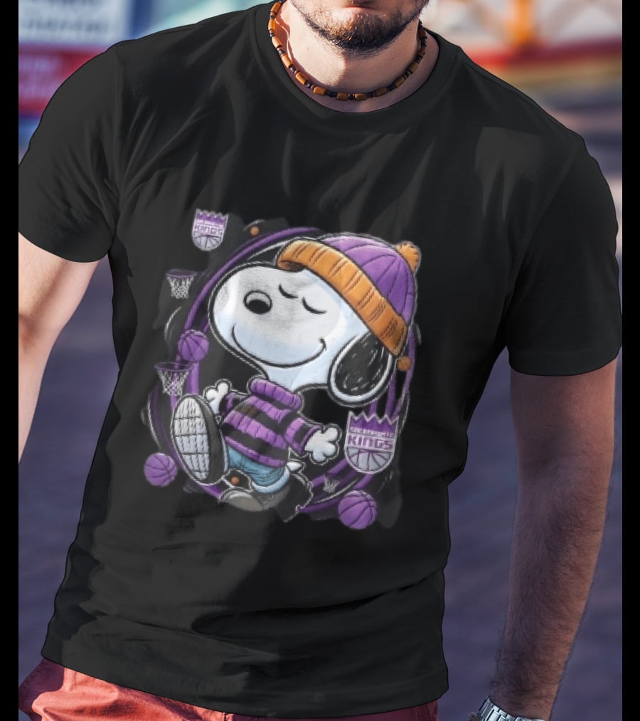 Sacramento Kings NBA Snoopy Walking Beanie Striped Basketball Hoops T-Shirt