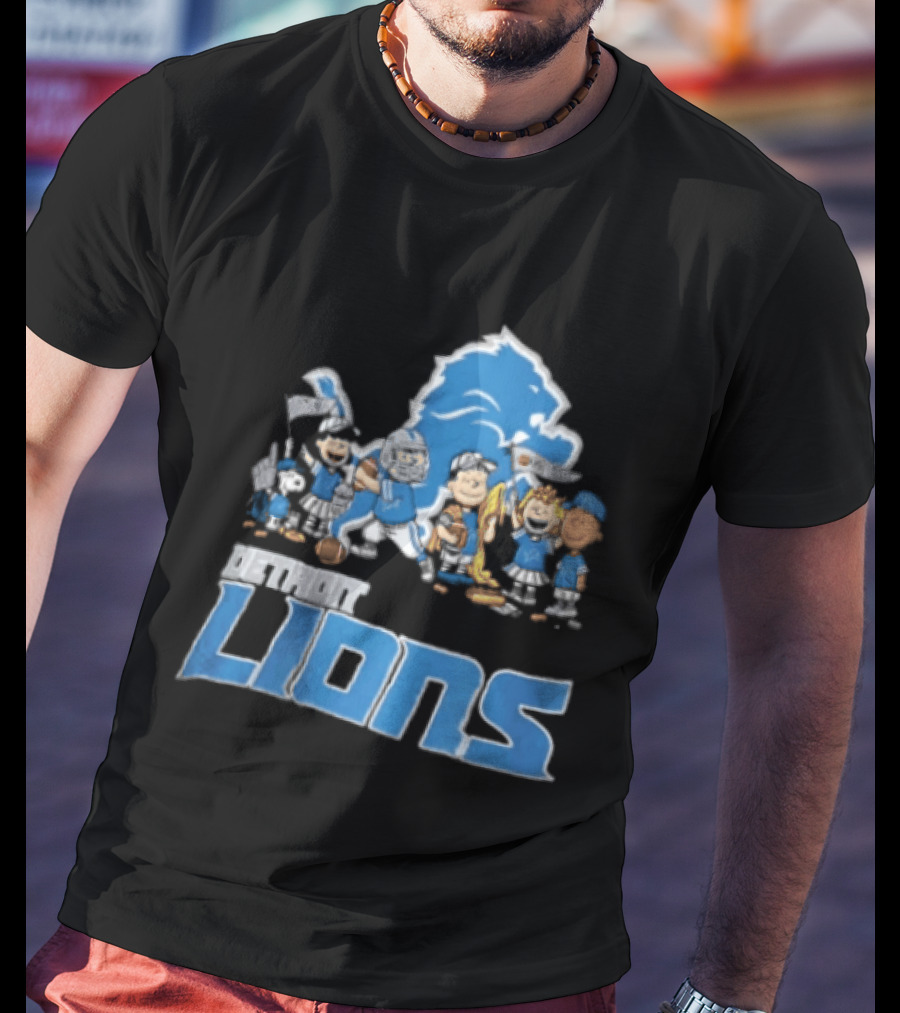 Detroit Lions Charlie Brown Lucy Van Pelt Snoopy Cartoon Football Team T-Shirt