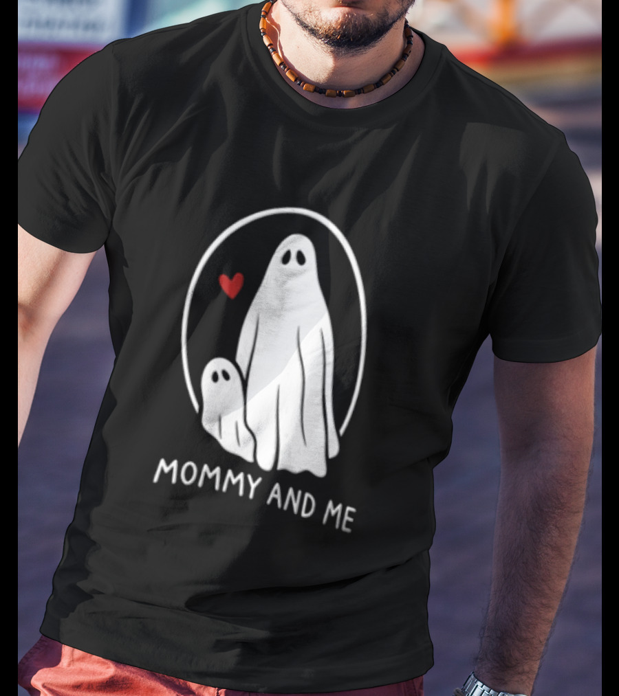 Mommy And Me Ghosts Heart Halloween Matching T-Shirt