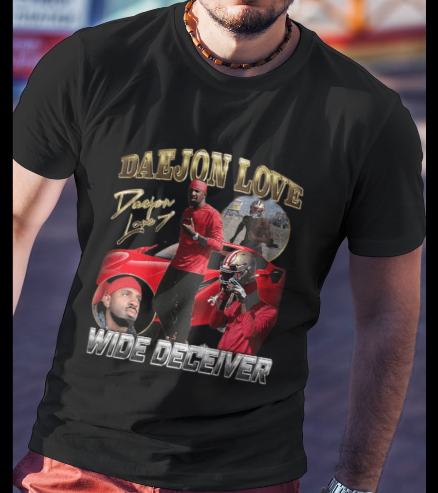 Daejon Love Wide Deceiver Red Car Helmet Bold Look T-Shirt