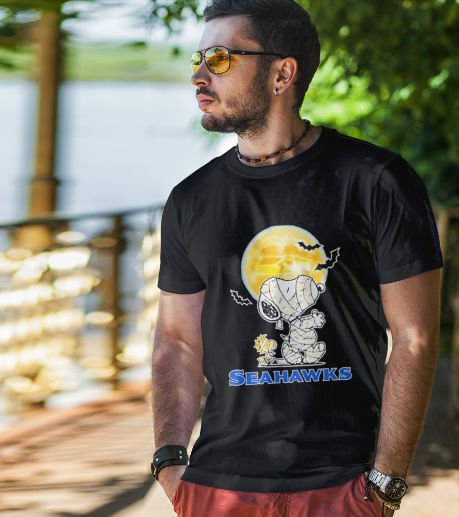 Seattle Seahawks Snoopy Mummy Halloween Moon T-Shirt
