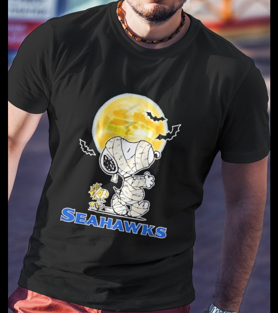 Seattle Seahawks Snoopy Mummy Halloween Moon T-Shirt