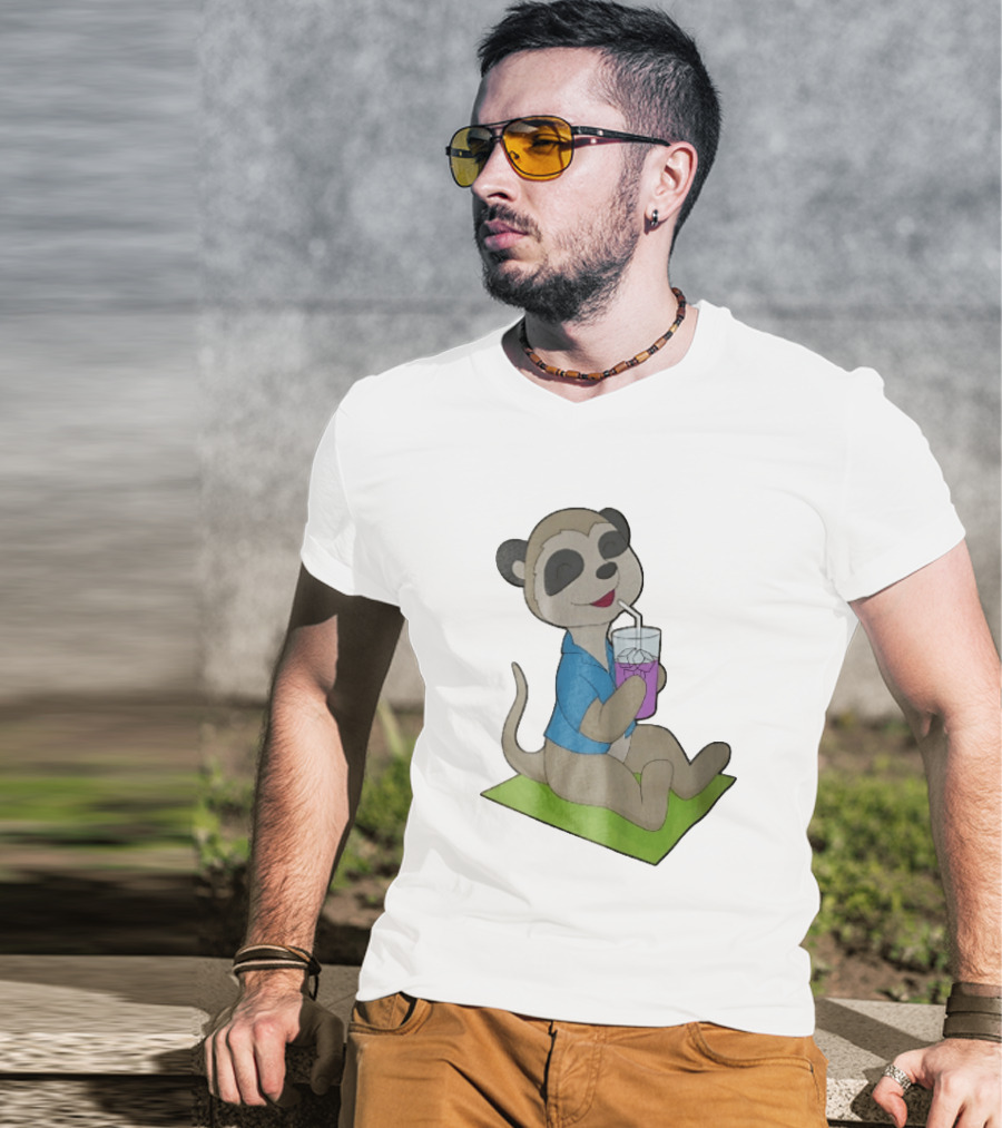 Meerkat Relaxing With Tropical Drink On Beach Towel Summer Fun T-Shirt
