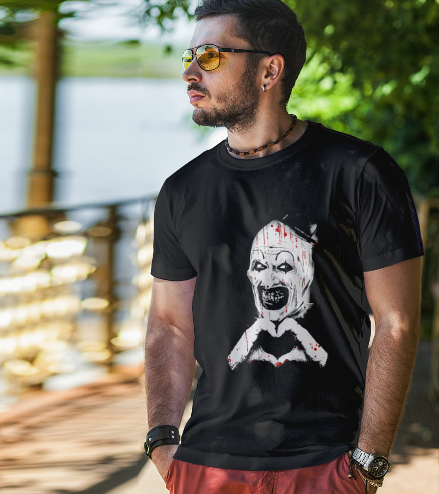 Terrifying Clown With Creepy Heart Hands And Bloody Accents T-Shirt