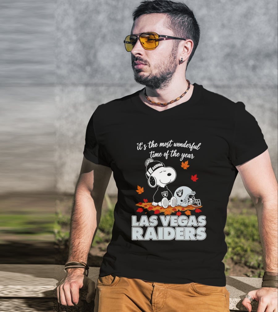 Las Vegas Raiders Snoopy It's The Most Wonderful Time Of The Year T-Shirt