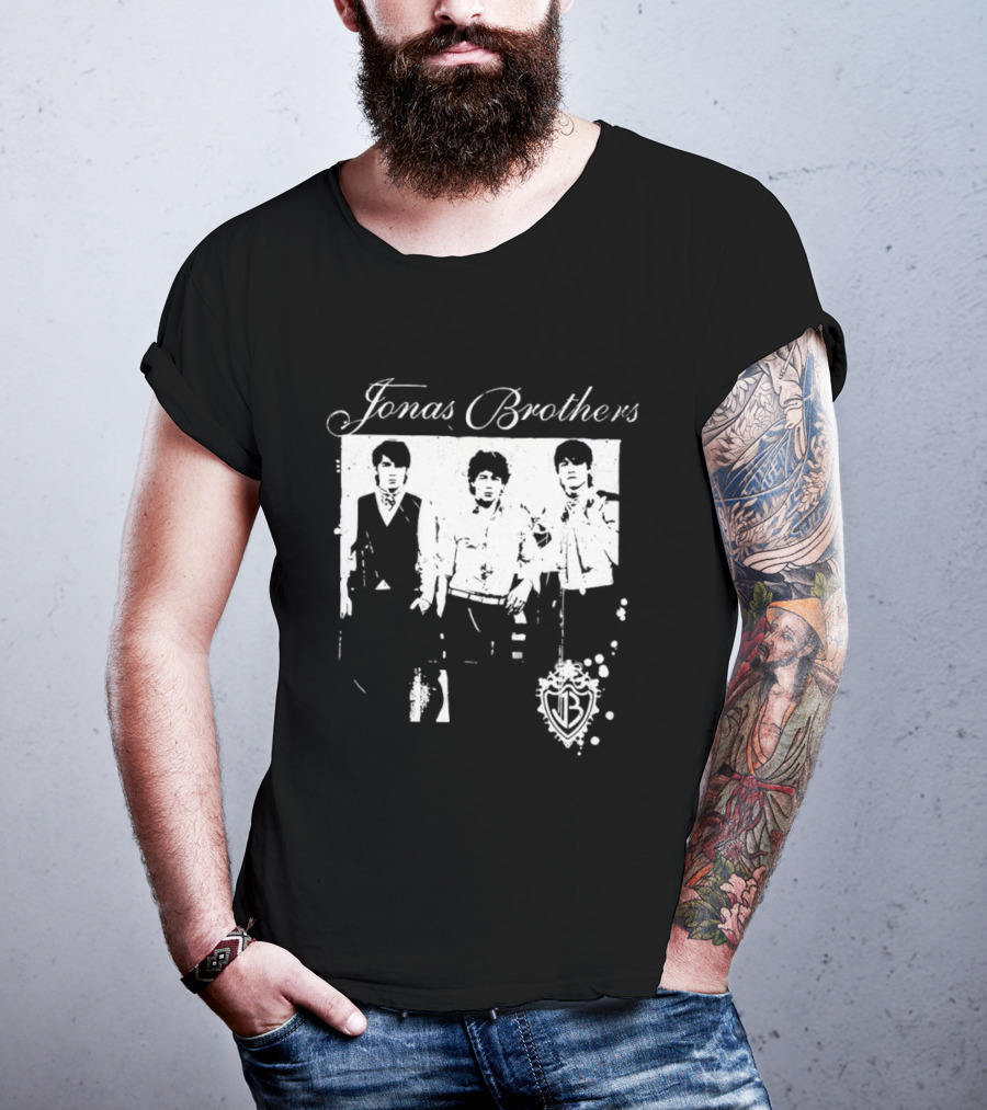 Jonas Brothers Tour Music Iconic Band Concert Memorabilia T-Shirt