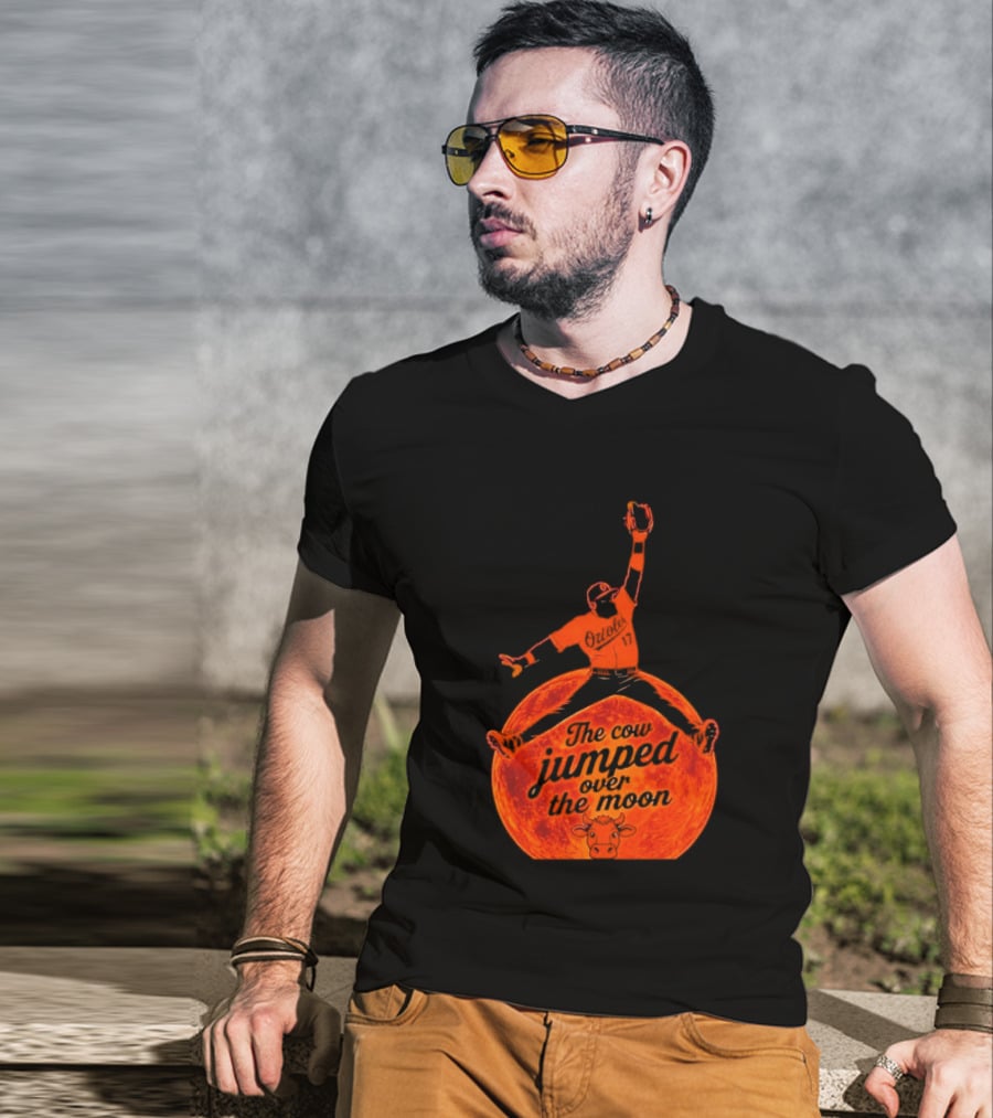 Colton Cowser The Cow Jumped Over The Moon Baseball Catcher T-Shirt