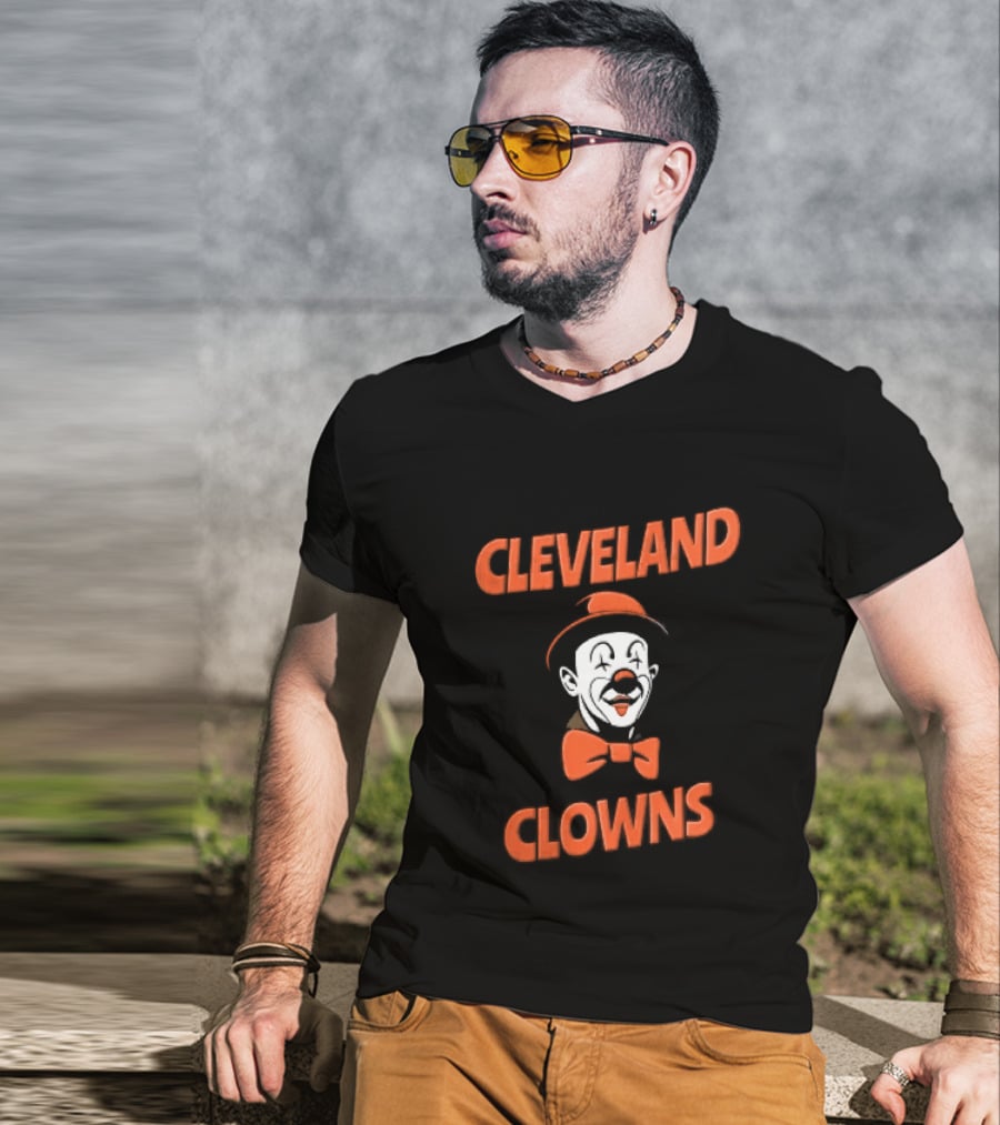 Cleveland Clowns Red Hat Bowtie T-Shirt