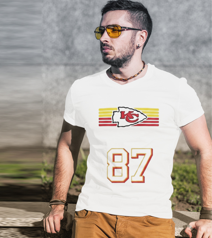 Travis Kelce Kansas City Chiefs KC Logo 87 T-Shirt