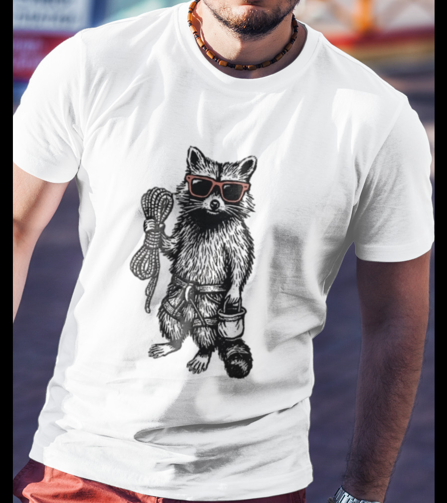 Raccoon Climber Rope Chalk Bag Sunglasses T-Shirt