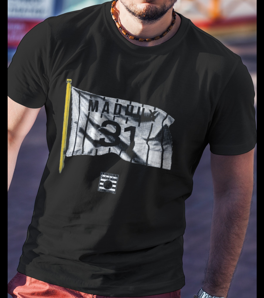 Greg Maddux 31 Striped Flag T-Shirt